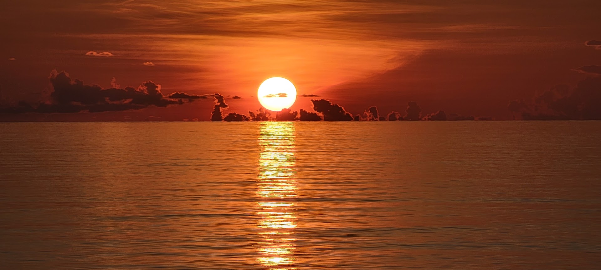 SUNSET AT CAYMAN REEF RESORT #58 CLOSE UP Cayman Reef Resort #58